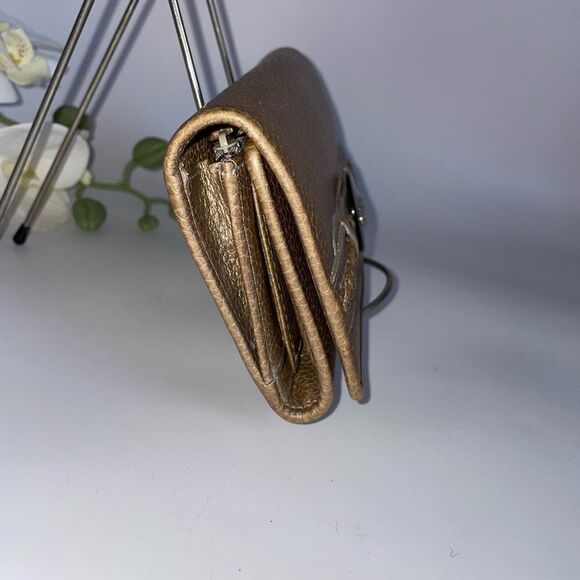 Elegant Brighton Deep Gold Women's Clutch Wallet - Picture 3 of 12
